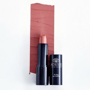 Adesse: All Day Lip Creme (Thames Street)